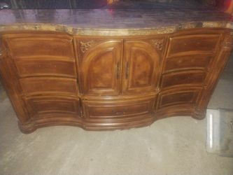 Dresser $150