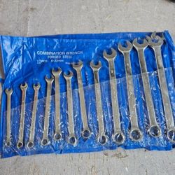 New 12 PC 8-22 Mm Wrench Set