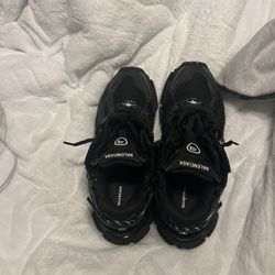 Balenciaga Runner 
