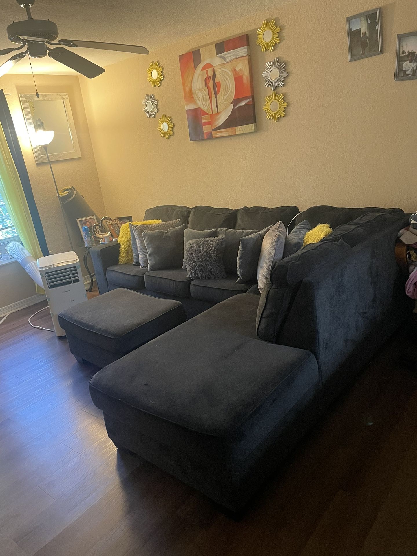 Comfy Couch W Ottom Gray Charcoal Pillows Included