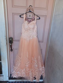 Light Pink Dress For Your 15 Years. With The Tiara, Earrings And Choker