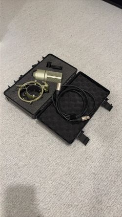 MXL Microphone 990