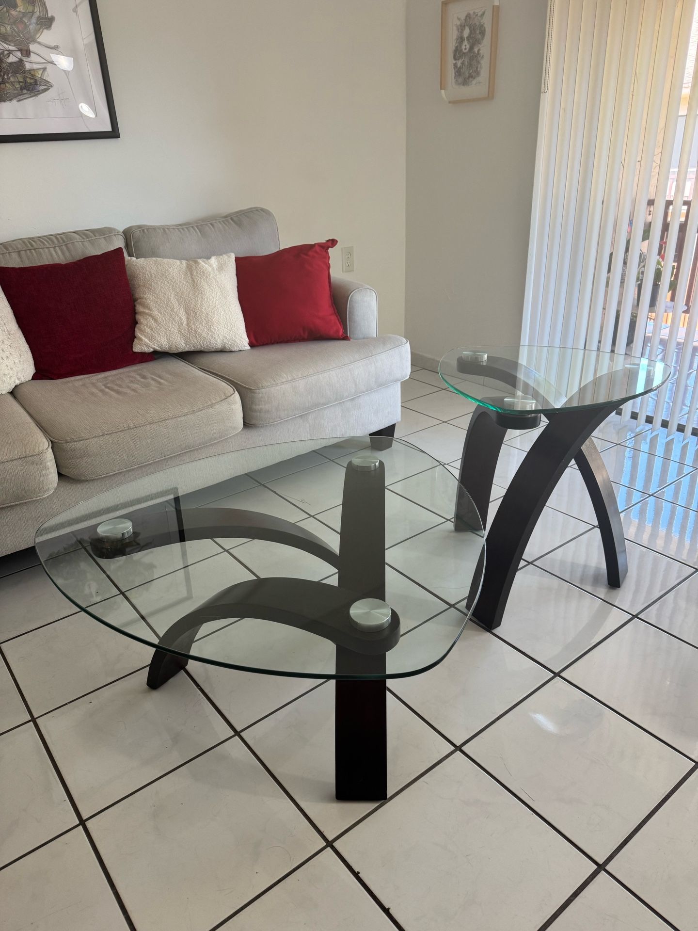 Coffee Table and Side Table