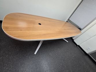 Haworth 72"x36" walnut & white oval top with steel legs