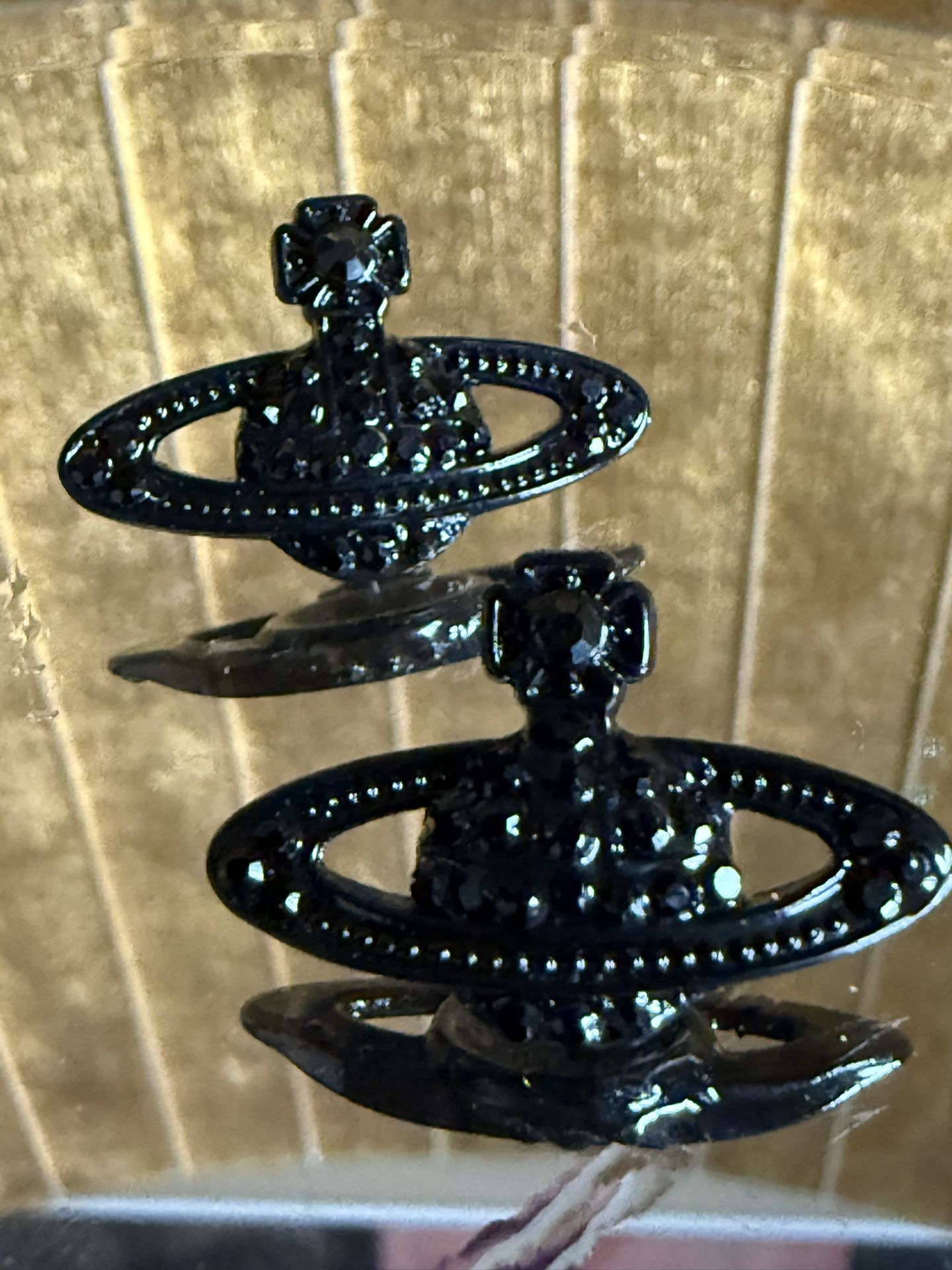 Vivienne Westwood, Black Orbit Post