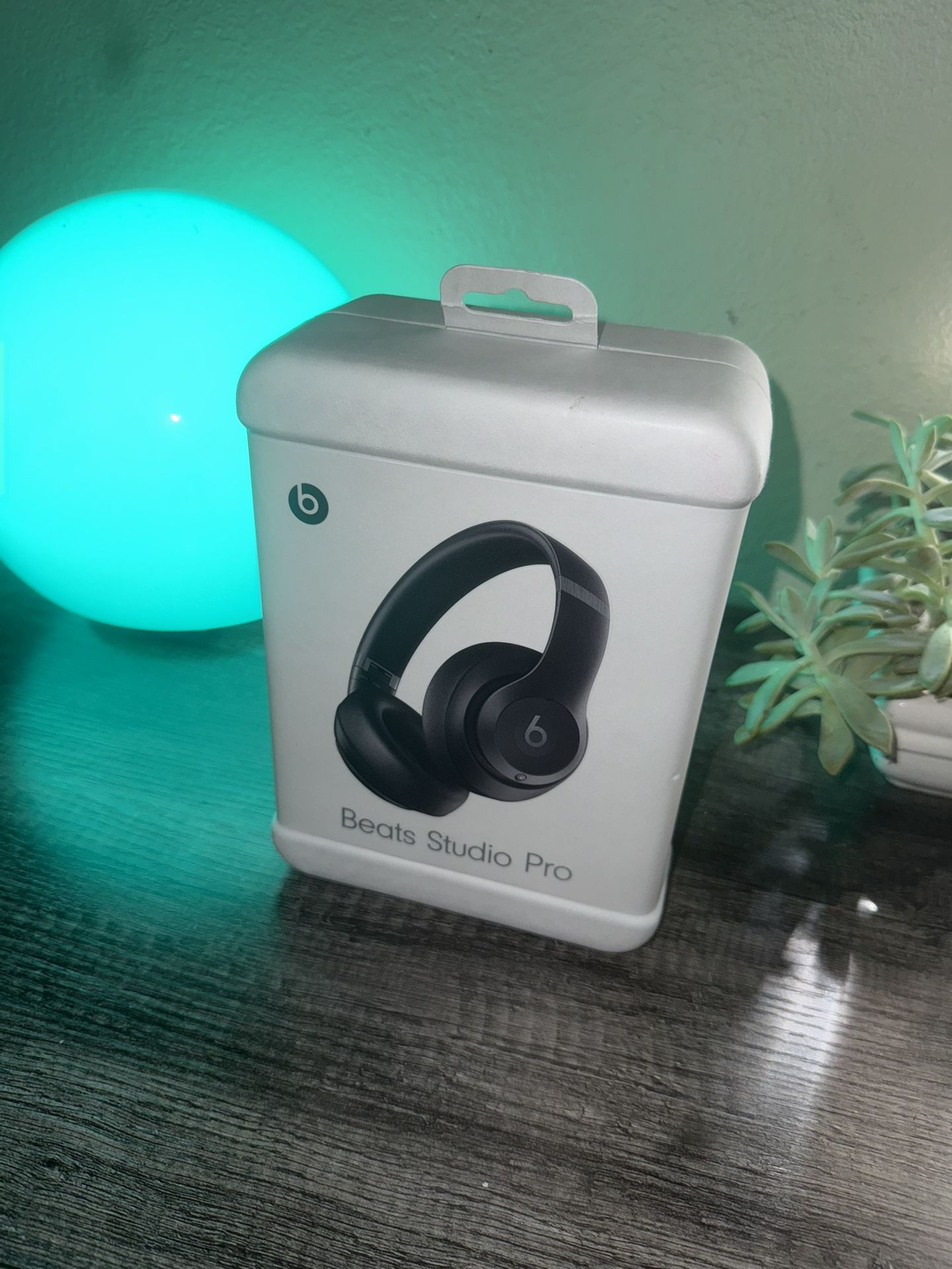 Beats Studio Pro
