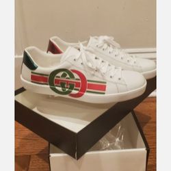Gucci Sneakers Size 8