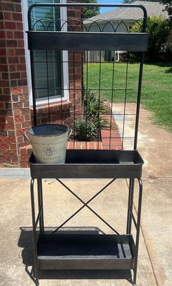 Plant stand