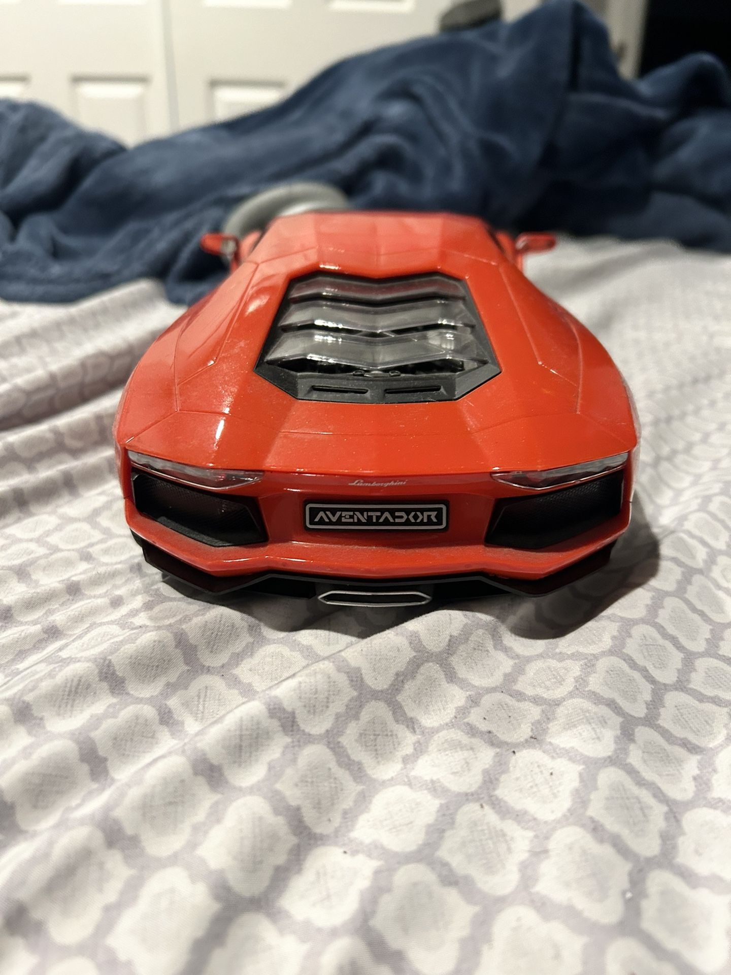 Lamborgini aventador model Replica