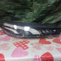 2020-22 Hyundai Palisade Right Headlight 