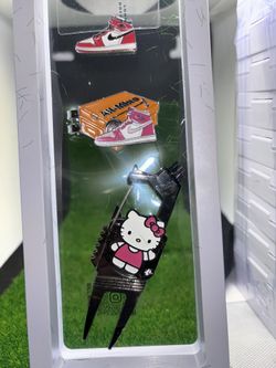 Hello Kitty Ball Marker Set (divot Tool And Magnetic Hat Clip)