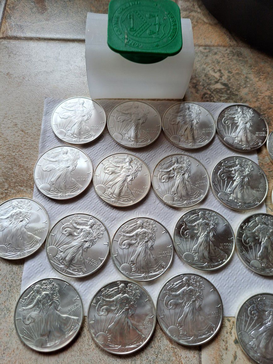 20 Uncirculated AMERICAN SILVER EAGLES .999 SILVER**2007 THRU 2021 MIXED**PRICE FIRM!!