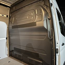 Partición Mercedes Sprinter 2025 New 