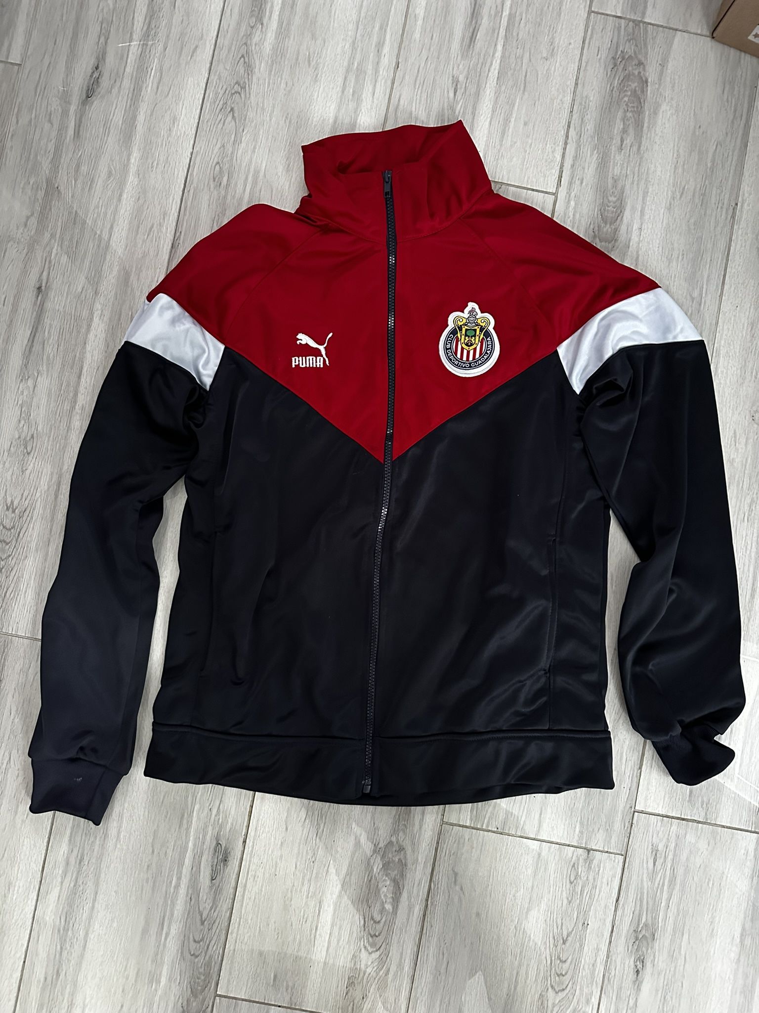 Men’s small Puma Futbol track jacket club deportivo Guadalajara Chivas crest