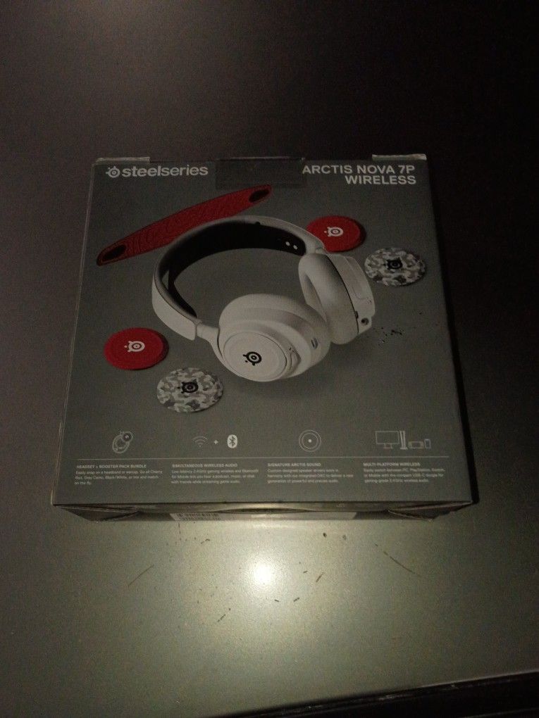 SteelSeries Exclusive Nova 7 Headset with Booster Pack: USB-C Wireless Bluetooth