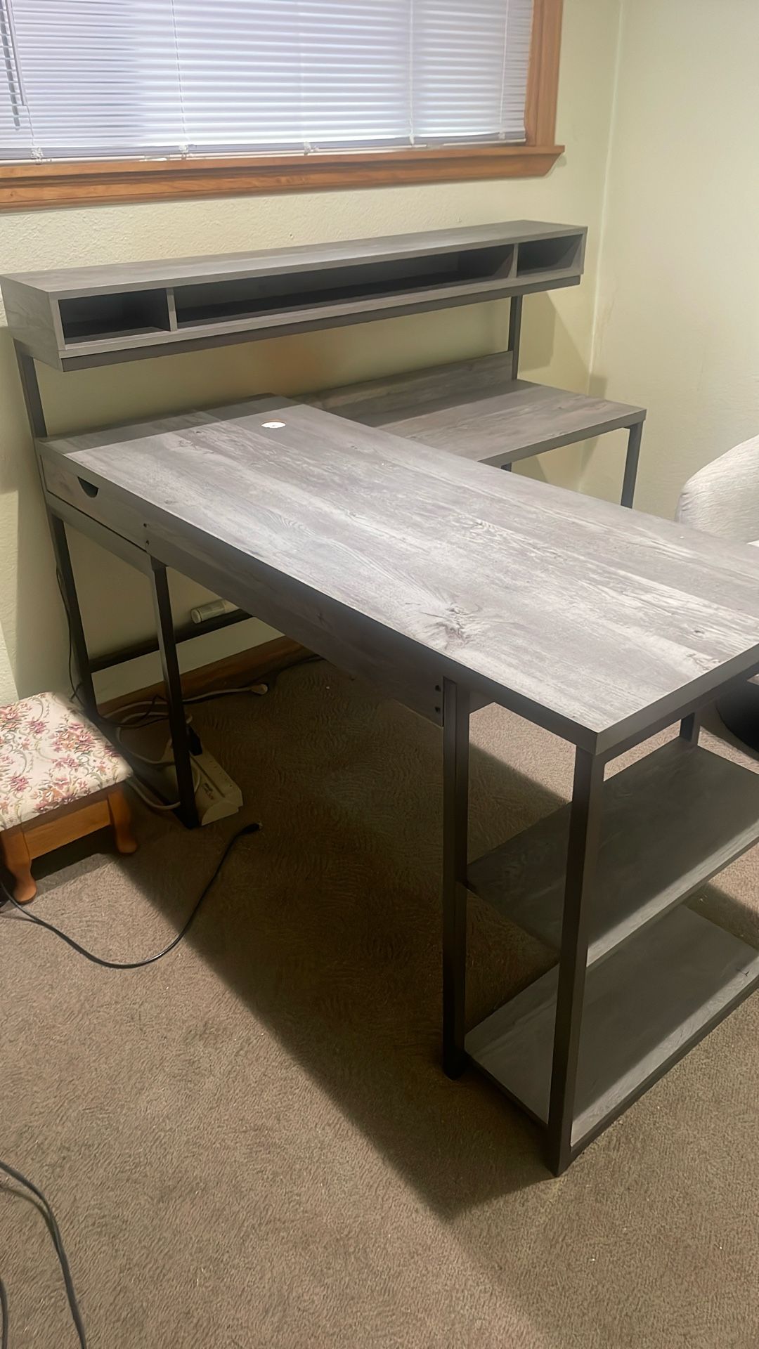 Office Desk