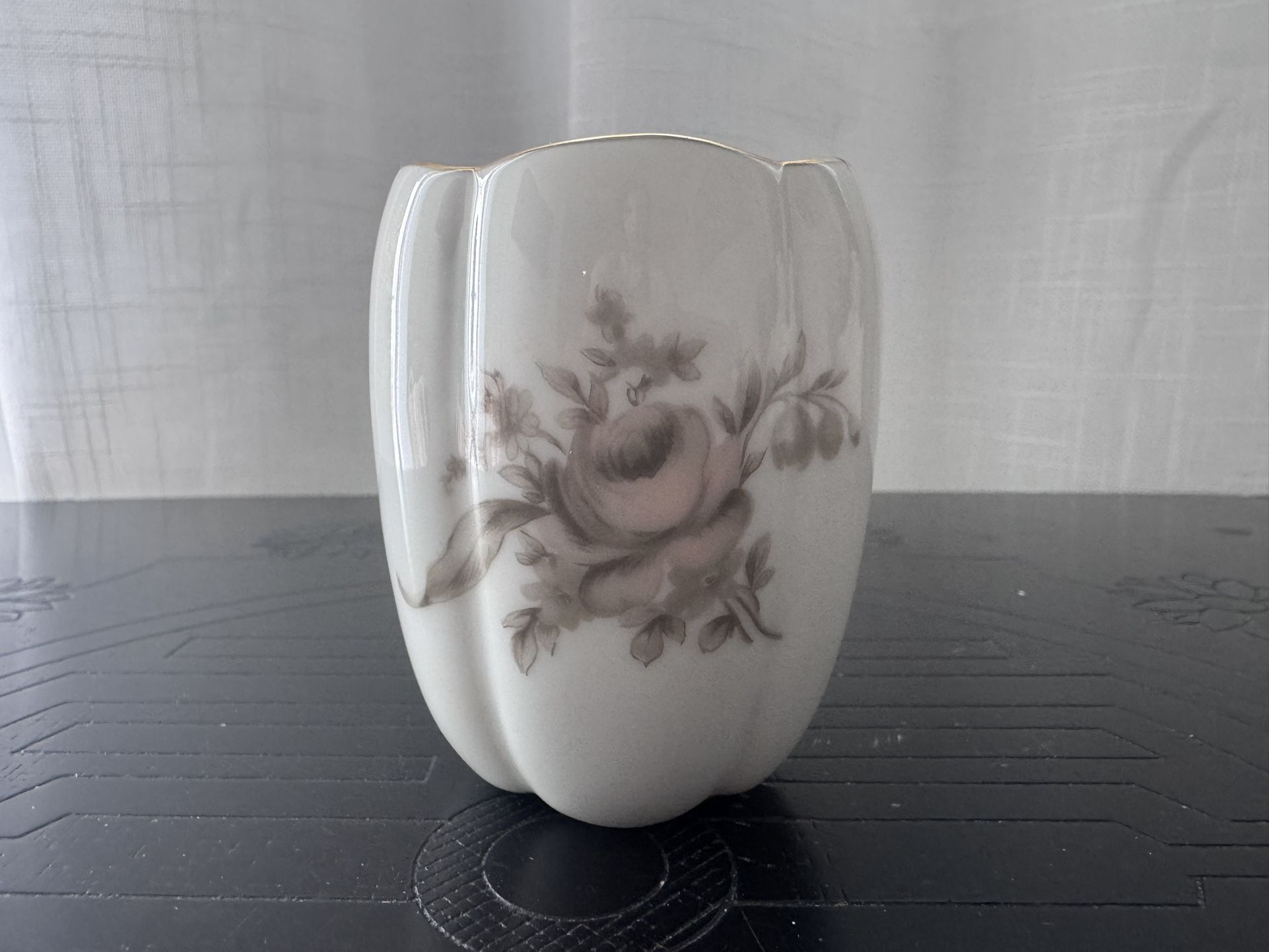 Vintage Ronson Porcelain Table Lighter Base – Rosenthal “Colonial Rose”
