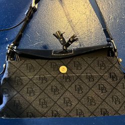 Dooney & Bourke Bag | Black/gray 