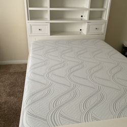 Full  Size Bed White 