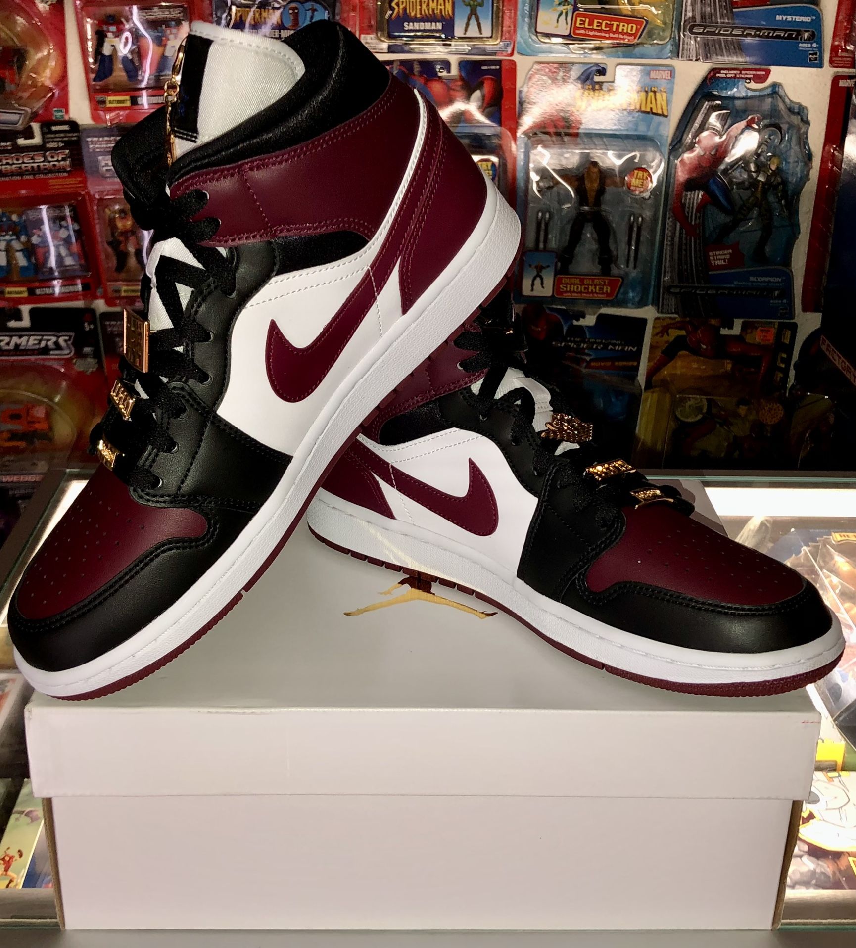 Womens Air Jordan MID SE Black Dark Beetroot size 10 (W), With