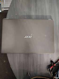 Acer 16 inch screen laptop with Windows 11 home operating system brand new only box open retail will be about $450 I want less than half