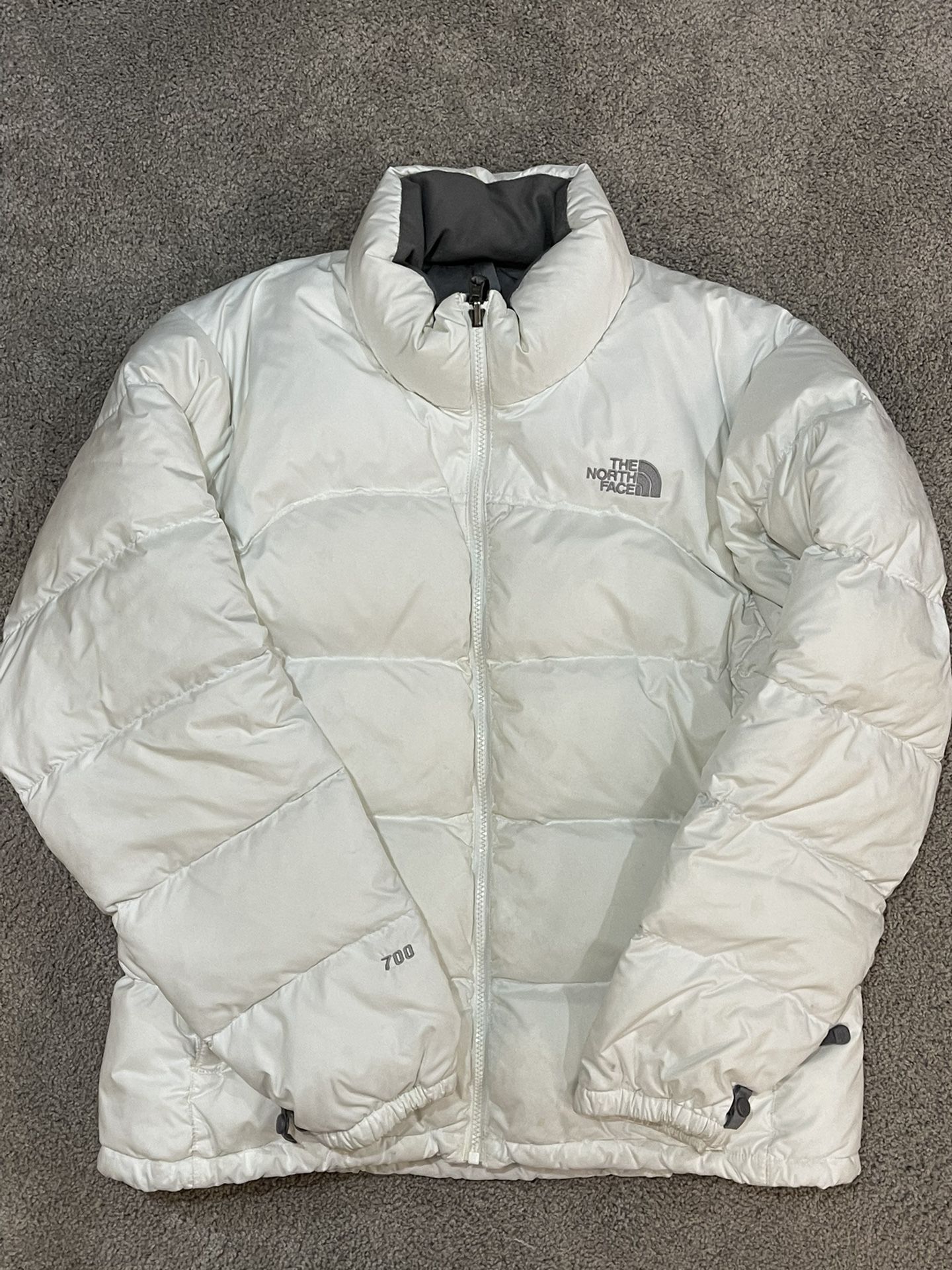 White North Face Puffer Jacket for Sale in Rockville Centre, NY - OfferUp