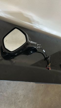 Exterior Rear View Mirrors (LH/RH) Newer Lincoln