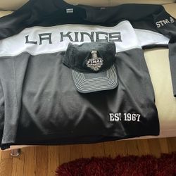 LA Kings jersey medium with a final Stanley Cup hat make an offer