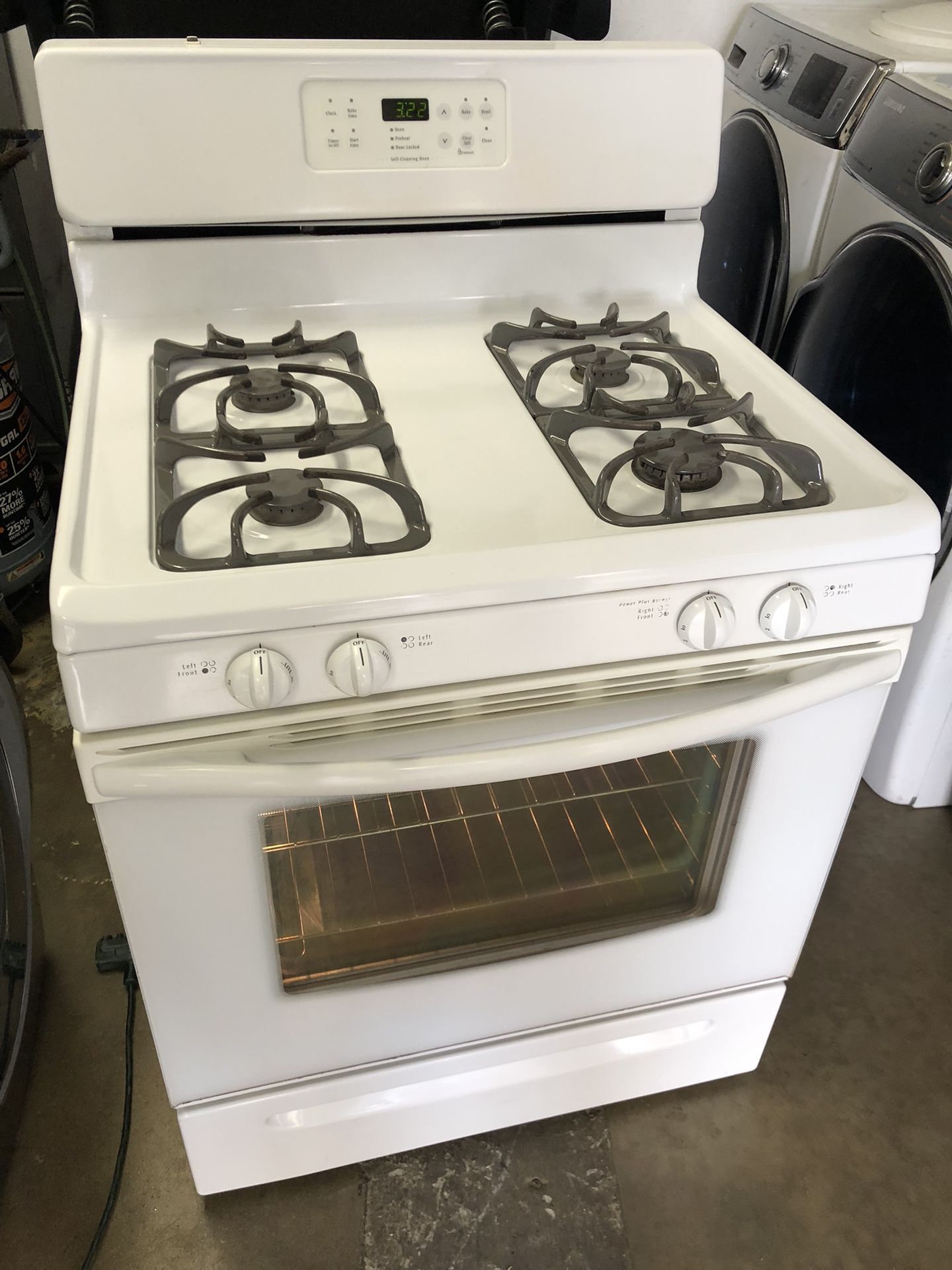 Frigidaire Gas Stove