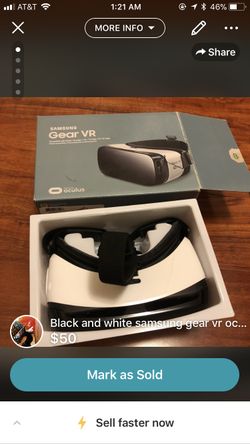 Samsung black and white gear VR