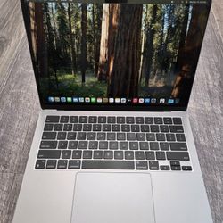 MacBook Air M2 + Apple Coverage 