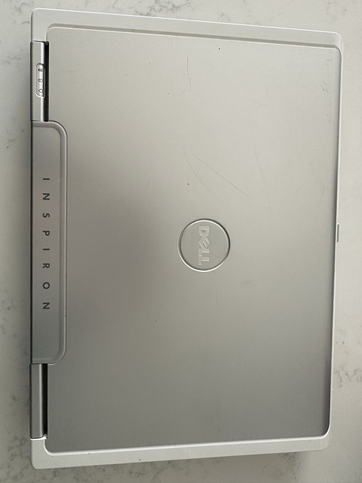 Dell Inspiron 1501 Laptop Computer & Charging Cord