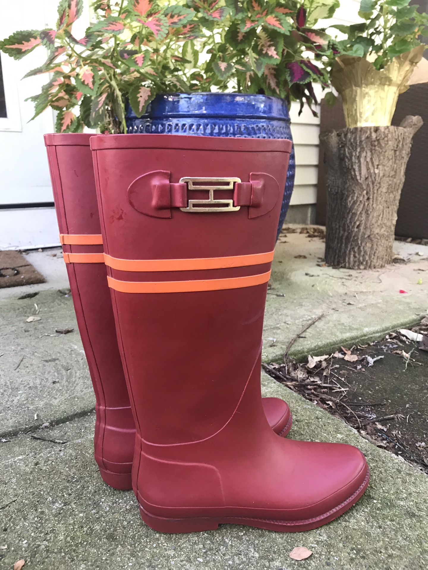 Red hilfiger rain boots