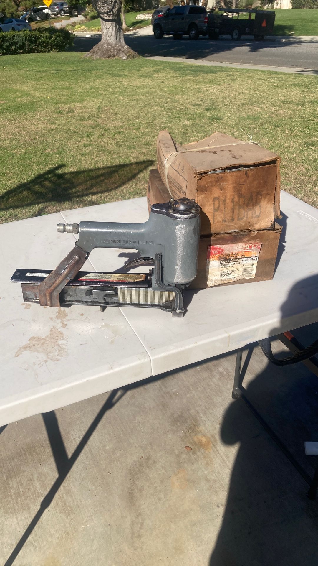 Roofing Crown Staple Gun 