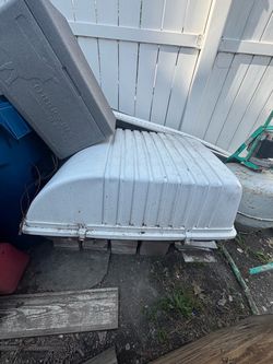 Explorer car cargo top