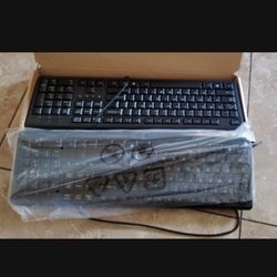 2 Computer Keyboards