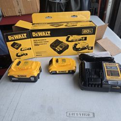 Dewalt Battery And Charger Set