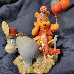 Vintage Disney Store Pooh Bear Figurine