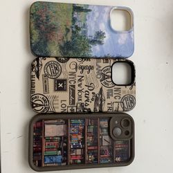 3 IPhone 14 phone cases