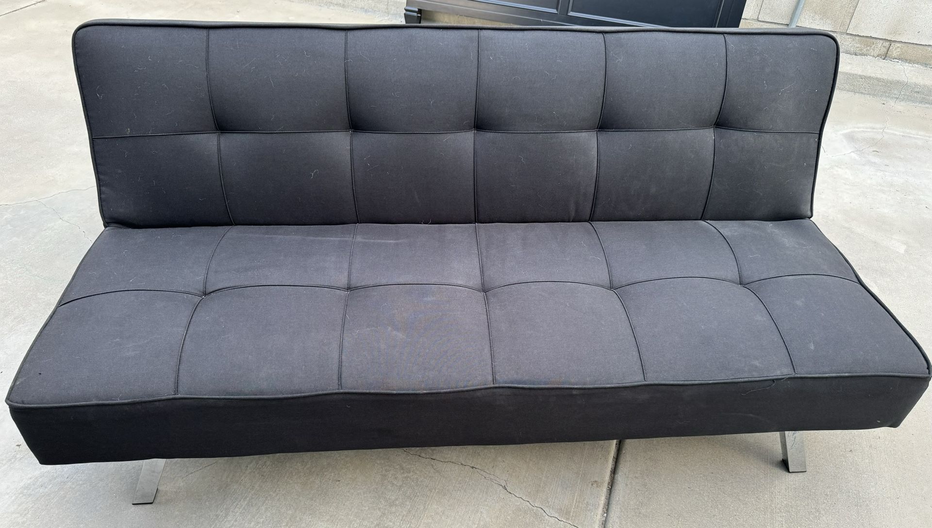 Black Futon