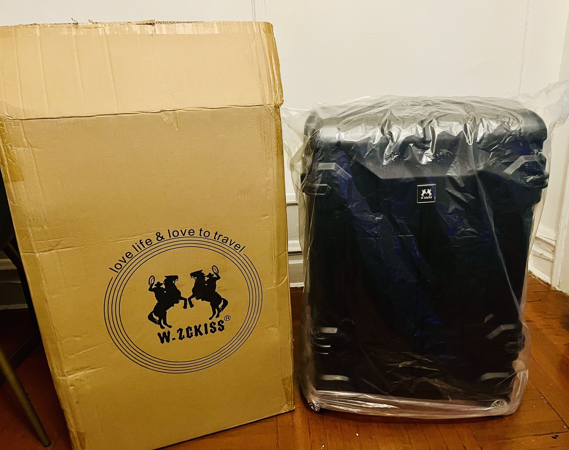 Brand New 28” Hardshell Luggage
