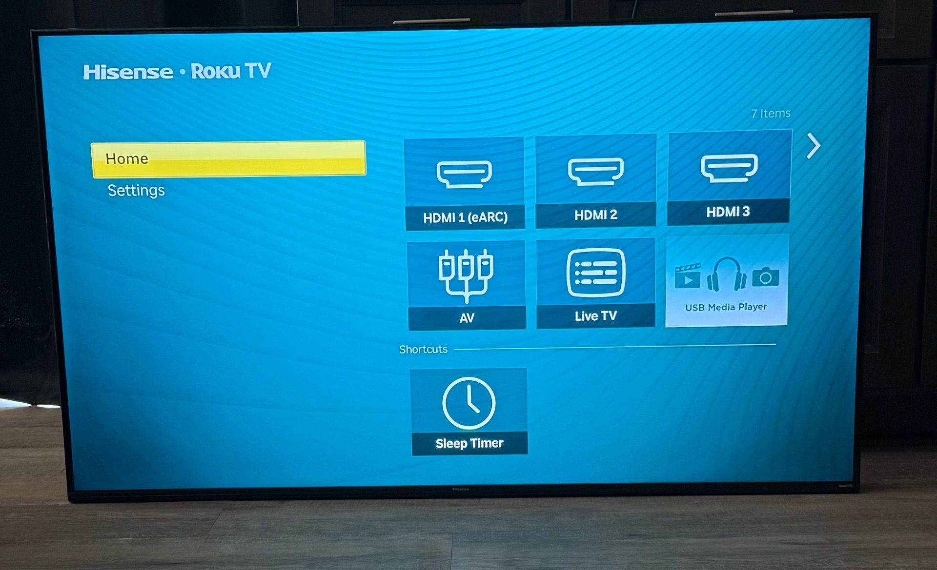 Hisense ROKU smart Tv 55”