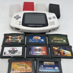 Nintendo Game Boy Advance GBA Arctic White Console Bundle 9 Games 4 Cases