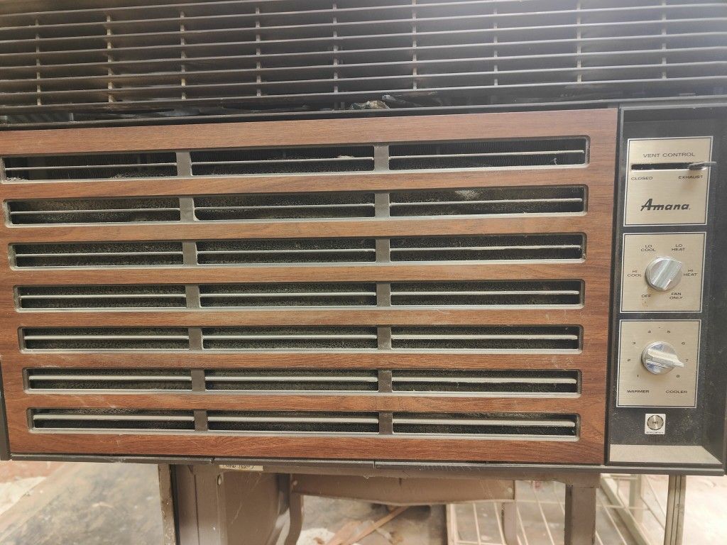 Amana 240 Volt Window AC/Heater