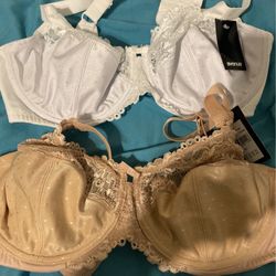 New Bras ( 38D)