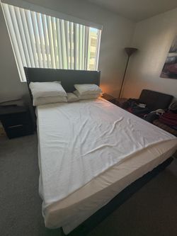 Bedroom set