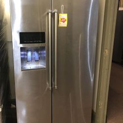 KitchenAid Refrigerator Appliance JT