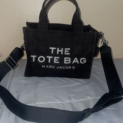 Marc Jacobs The Tote Bag