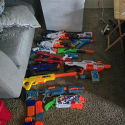 Nerf Guns 