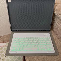 Keyboard Case for iPad Pro 12.9 inch (Old Model) 2015 1st / 2017 2nd Gen - Rechargeable, Detachable Wireless Bluetooth Keyboard - Folio Smart Leather 